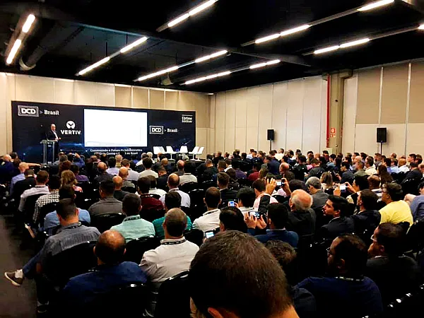 Kstar Data Center Integration Solution wird auf der DCD-Konferenz in Brasilien vorgestellt