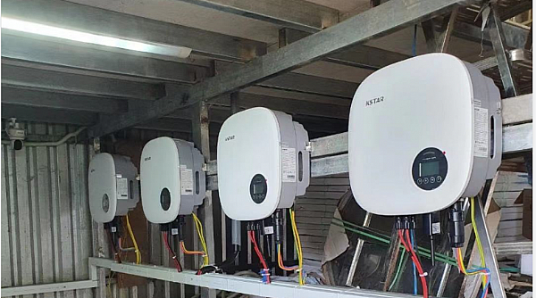KSTAR liefert Wechselrichter für Privathaushalte für die Solaranlage auf dem Dach in Vietnam