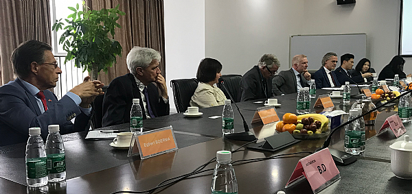 Niederländische Regierungsdelegation aus Utrecht besucht KSTAR, um die Wirtschaftsbeziehungen zu stärken