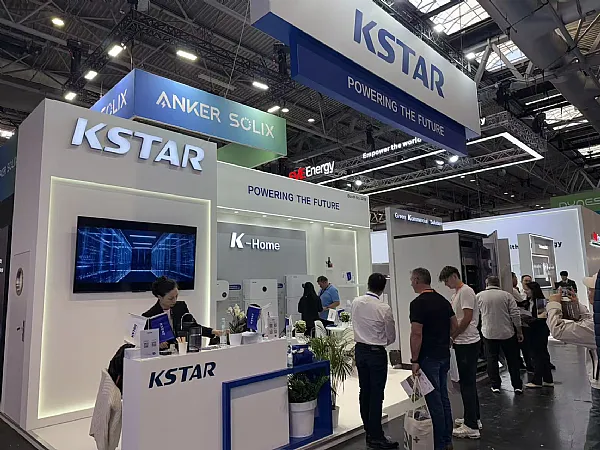 KSTAR präsentiert intelligente Energiespeicherlösungen auf der Solar & Storage Live UK 2025